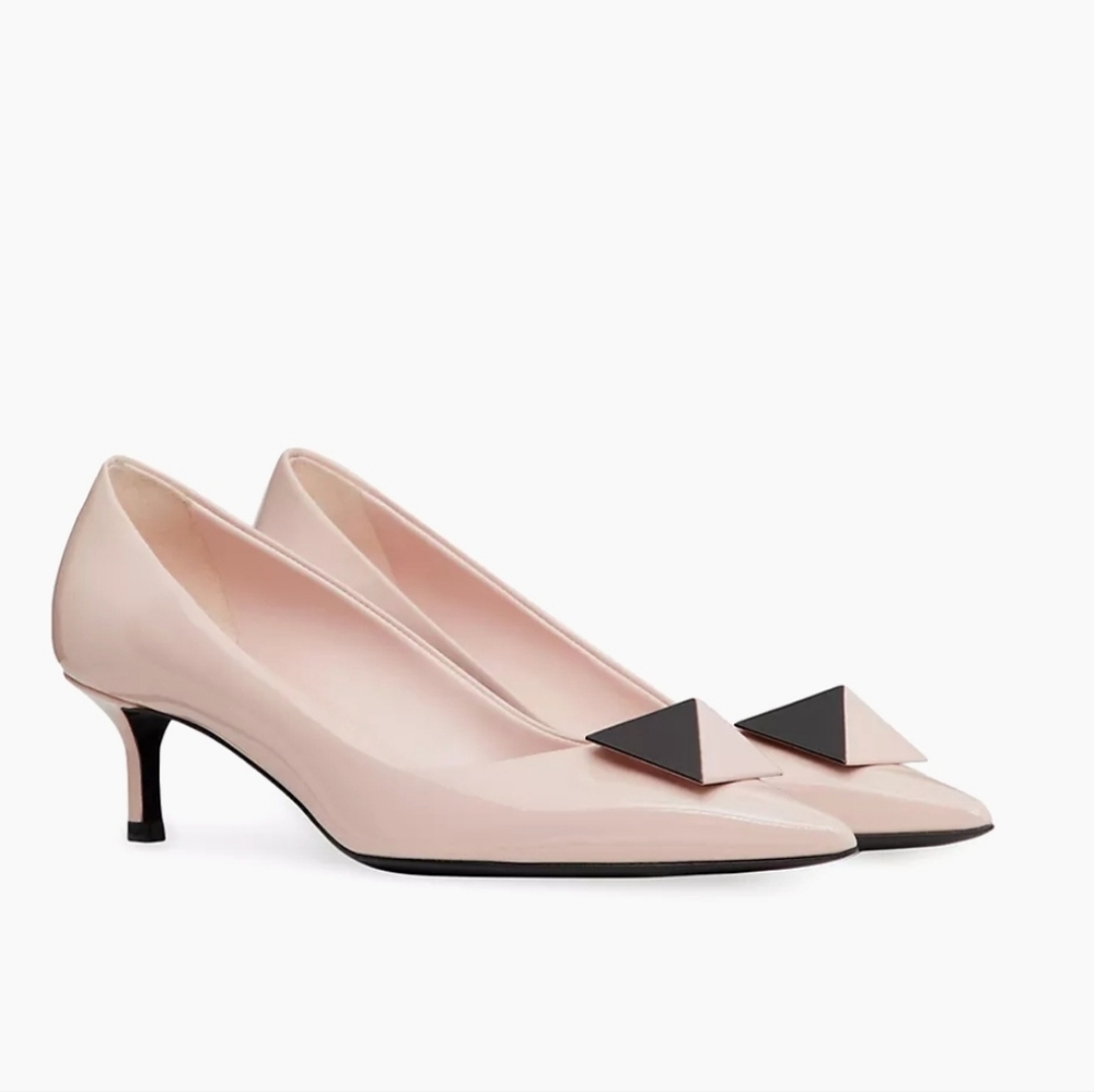 Valentino Garavani One Stud patent leather pumps